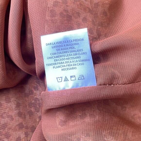 Elizabeth and James Textile Smocked Neck Boho Flowy Long Sleeve Blouse – Size XL - Picture 9 of 10